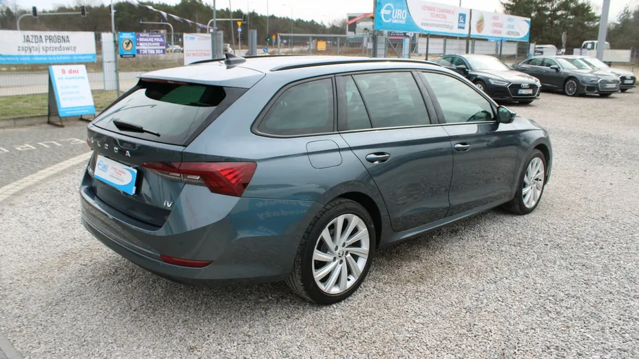 SKODA Octavia -