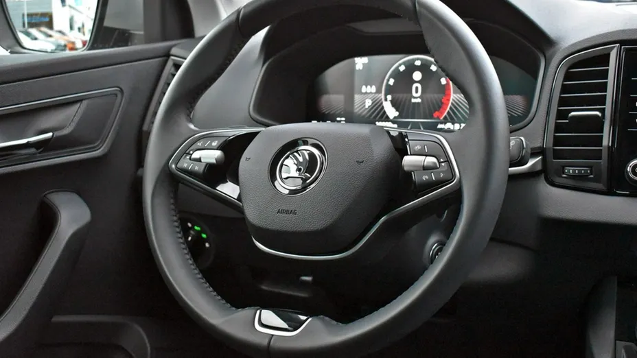 SKODA Karoq -