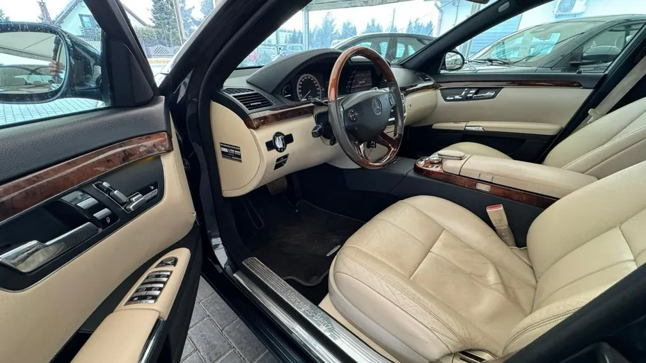 MERCEDES-BENZ S Klasa -