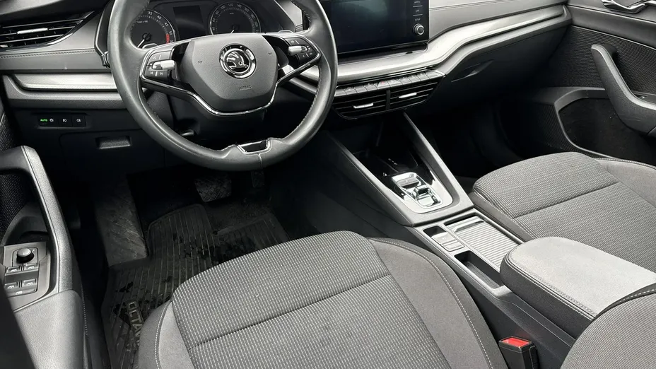 SKODA Octavia -