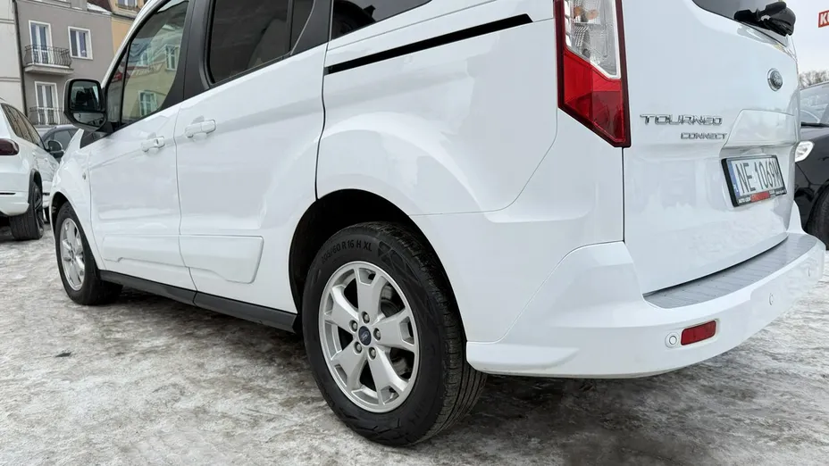 FORD Tourneo Connect -
