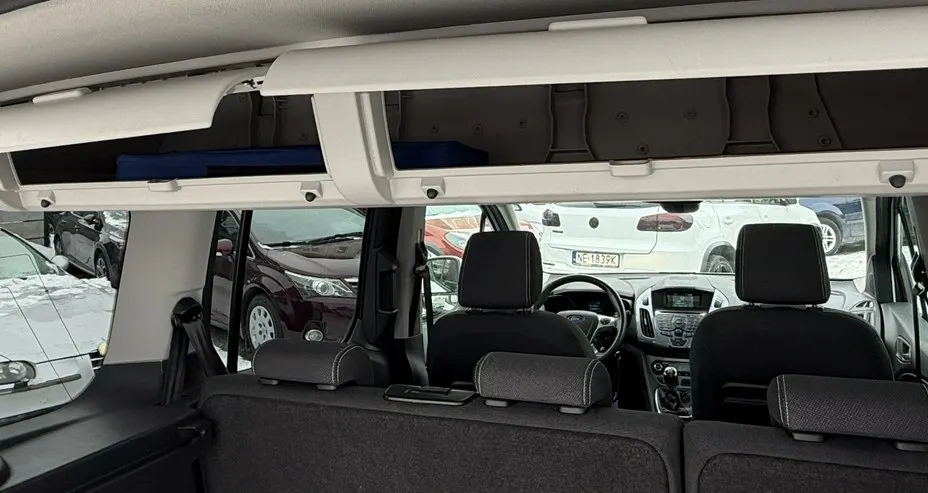 FORD Tourneo Connect -