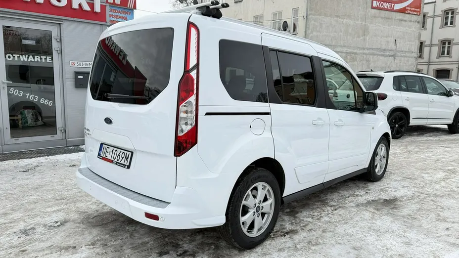 FORD Tourneo Connect -