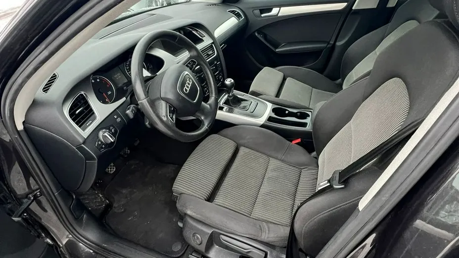 AUDI A4 -