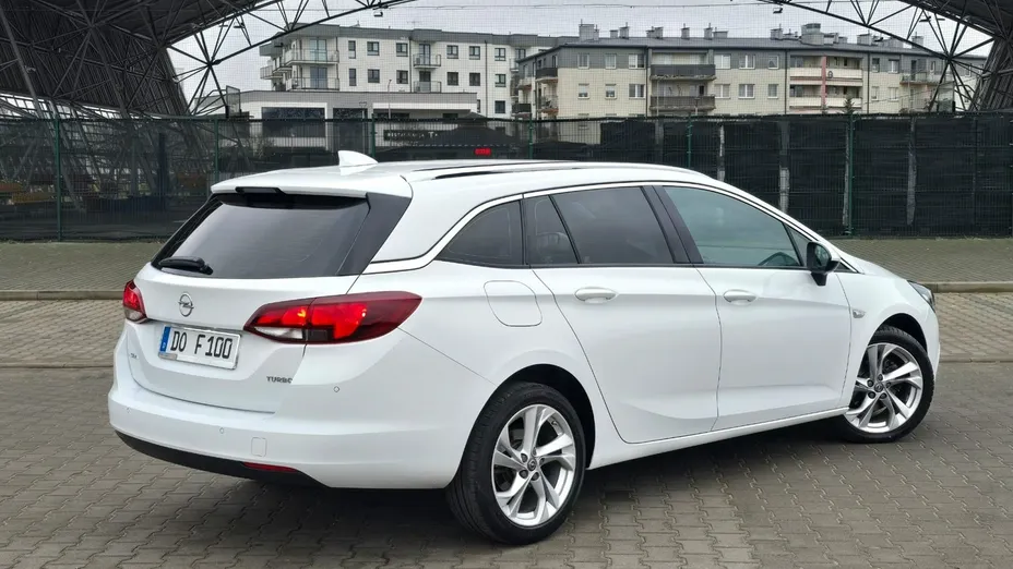 OPEL Astra -