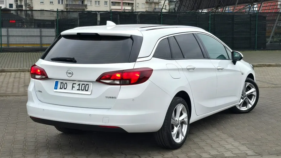 OPEL Astra -