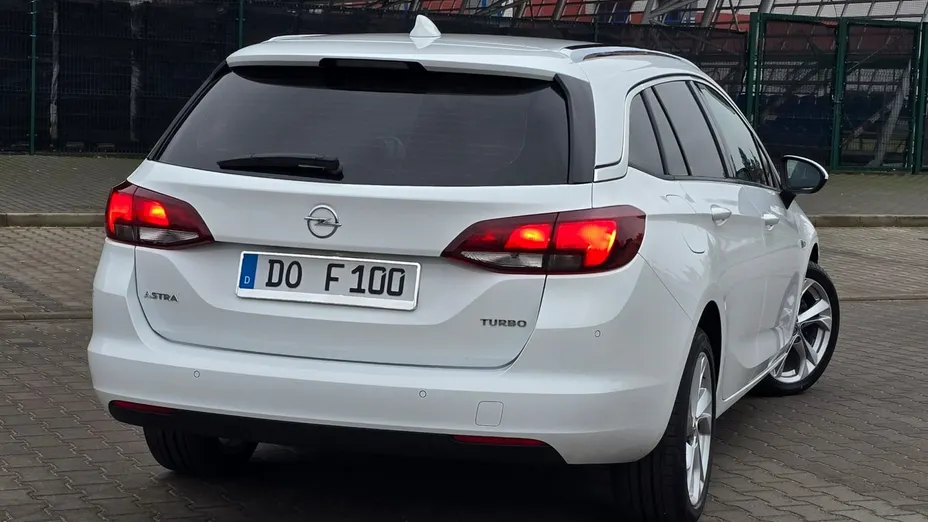 OPEL Astra -