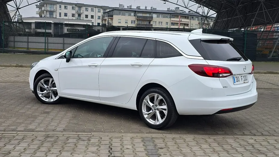 OPEL Astra -