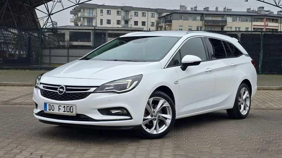 OPEL Astra -