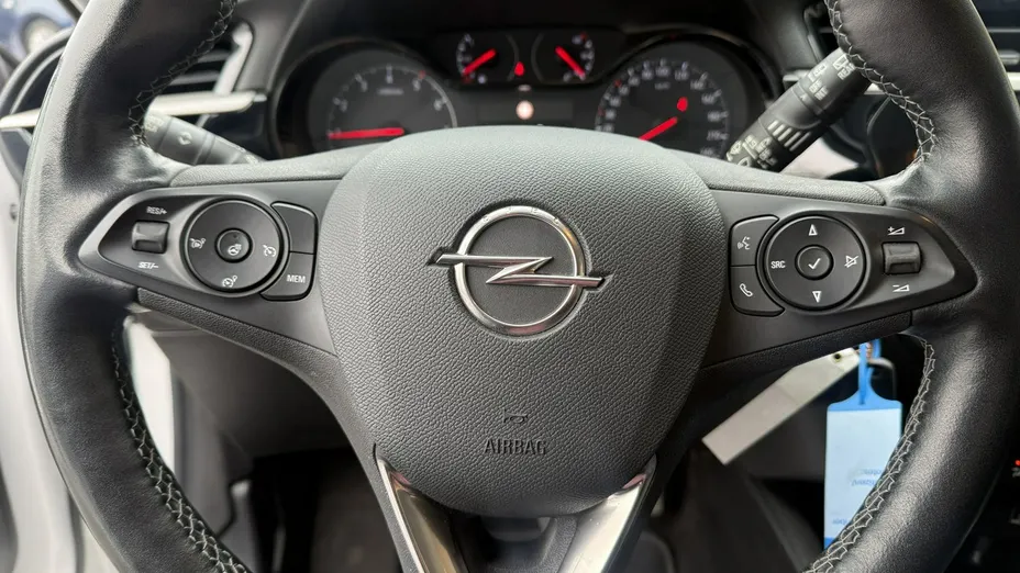 OPEL Corsa -