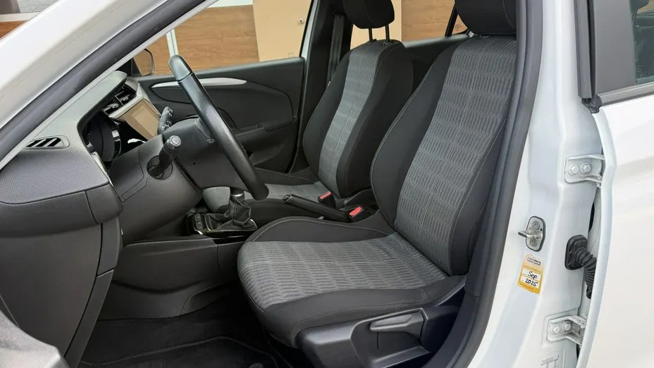 OPEL Corsa -