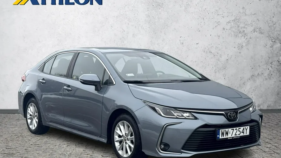 TOYOTA Corolla -