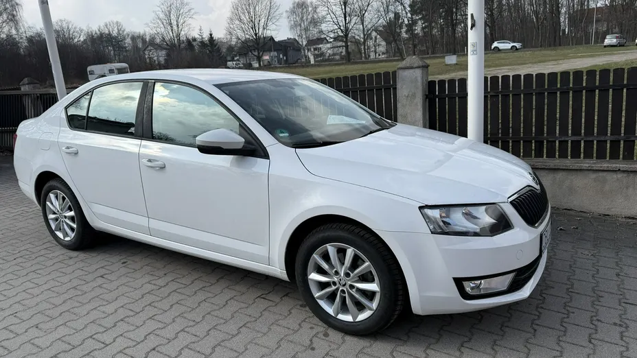 SKODA Octavia -