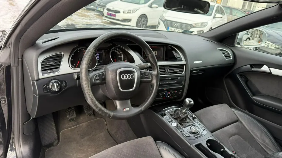 AUDI A5 -