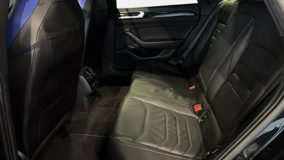 VOLKSWAGEN Arteon Arteon 2.0 TSI 4Motion R DSG