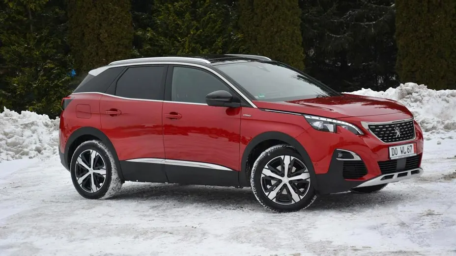 PEUGEOT 3008 -