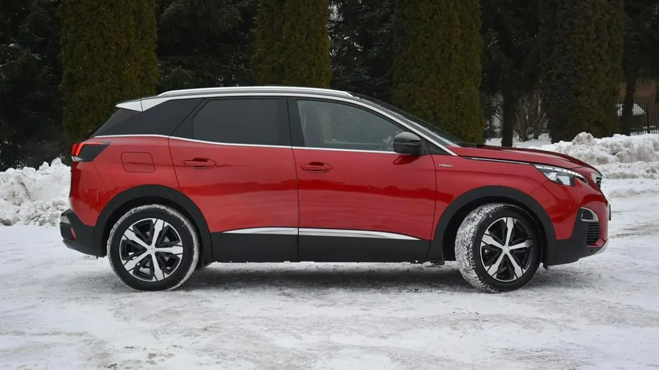 PEUGEOT 3008 -