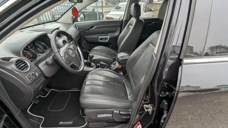 OPEL Antara -