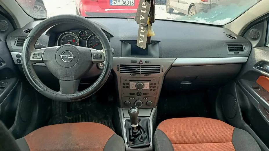 OPEL Astra -