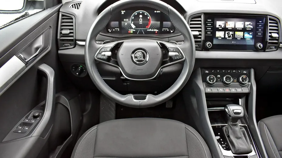 SKODA Karoq -