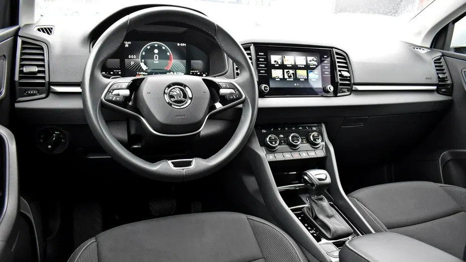 SKODA Karoq -