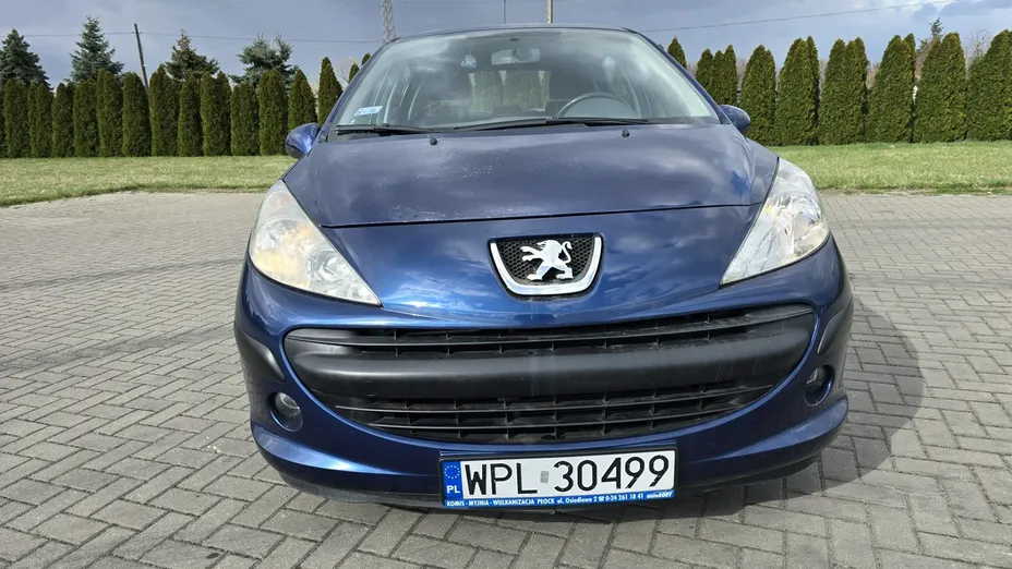 PEUGEOT 207 -