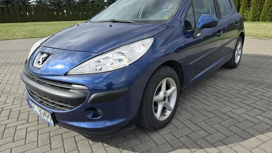 PEUGEOT 207 -