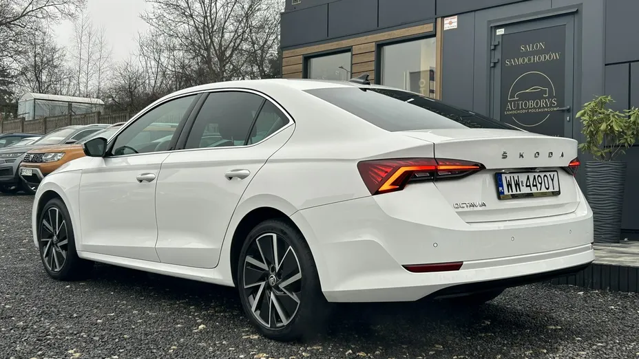SKODA Octavia -