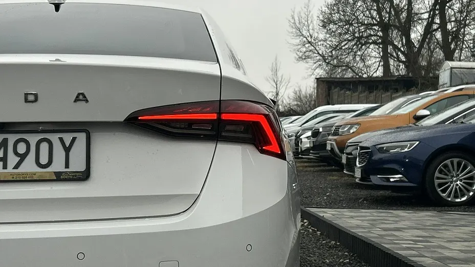 SKODA Octavia -