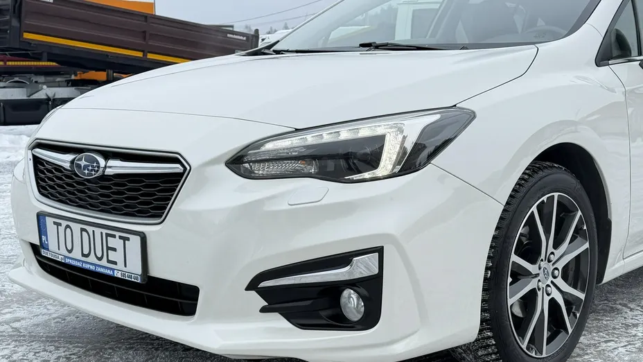 SUBARU Impreza -