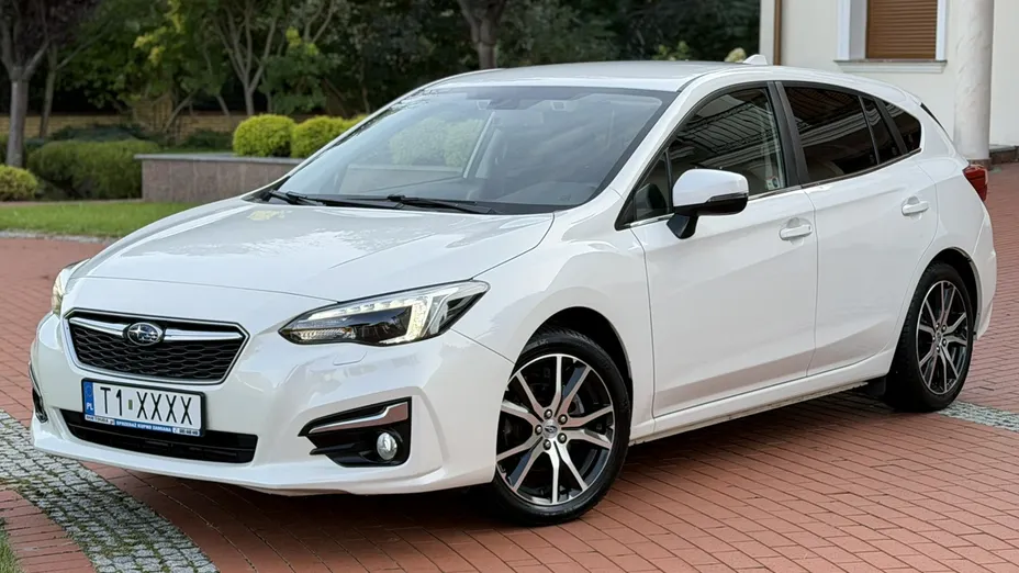 SUBARU Impreza -