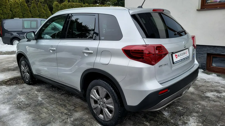 SUZUKI Vitara -