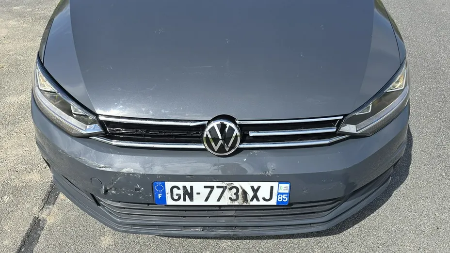 VOLKSWAGEN Touran -
