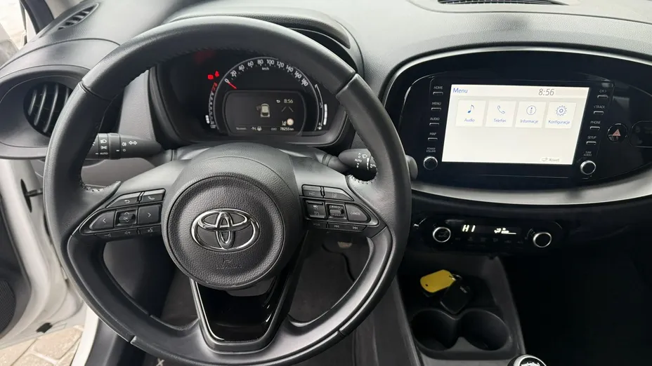 TOYOTA Aygo X -