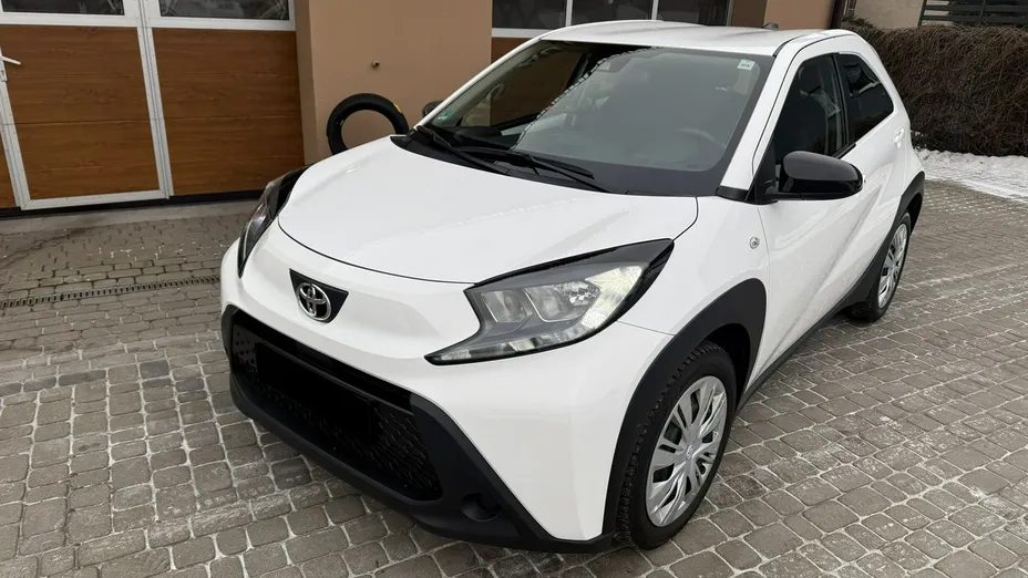 TOYOTA Aygo X -