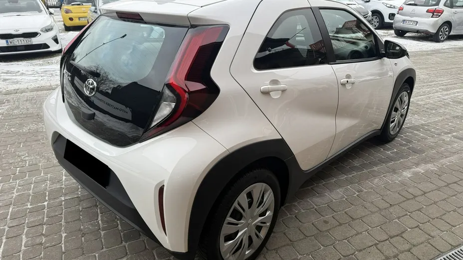 TOYOTA Aygo X -