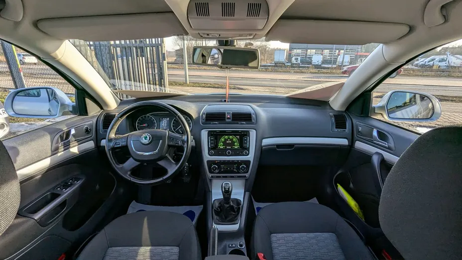 SKODA Octavia -