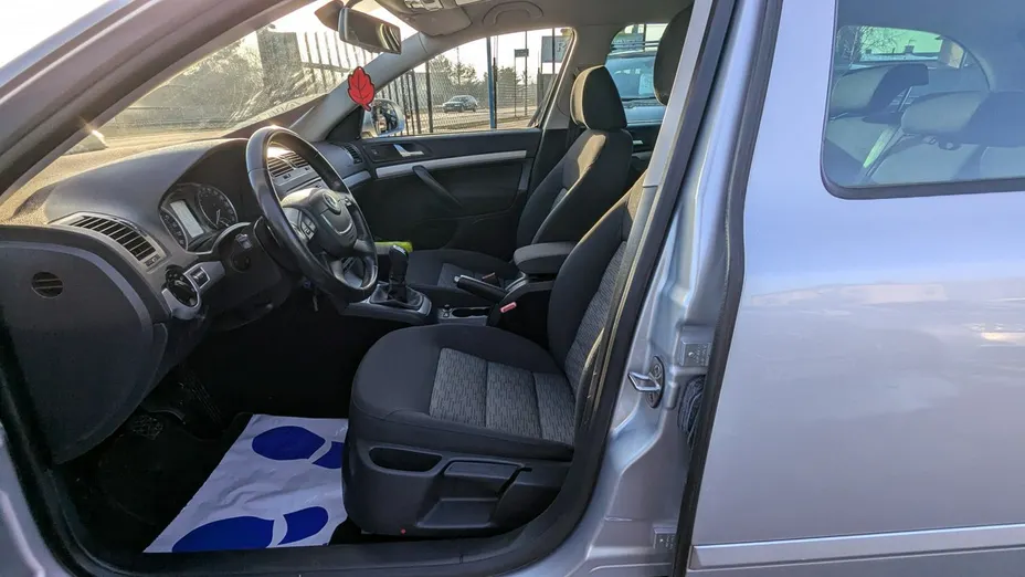 SKODA Octavia -