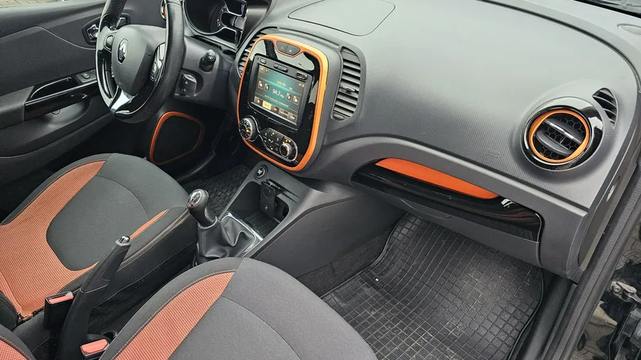 RENAULT Captur -