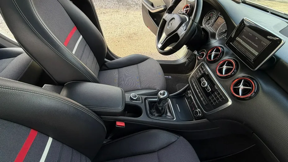 MERCEDES-BENZ A Klasa -