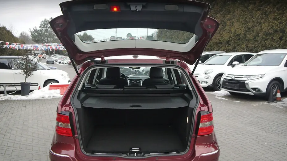 MERCEDES-BENZ B Klasa -