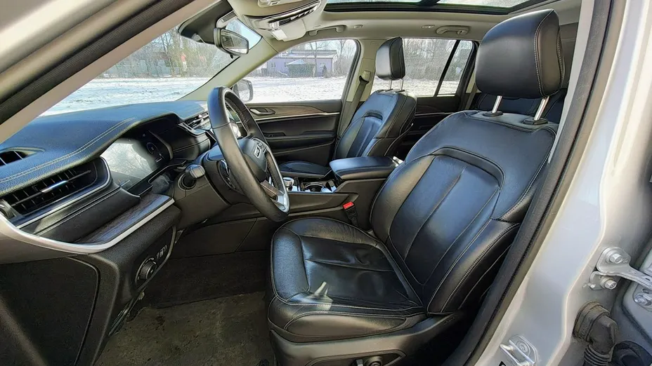 JEEP Grand Cherokee -