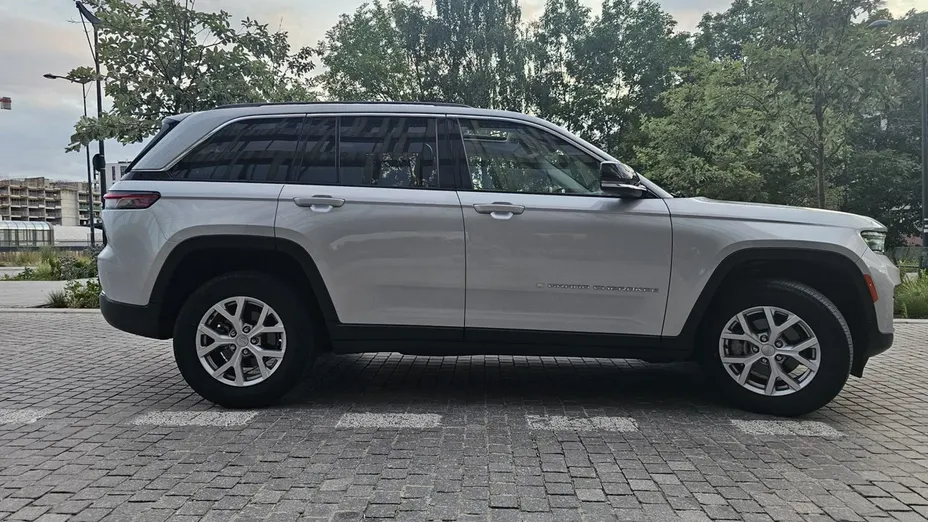 JEEP Grand Cherokee -
