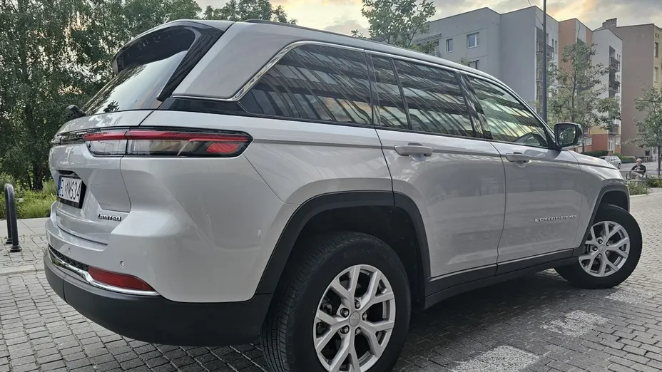JEEP Grand Cherokee -