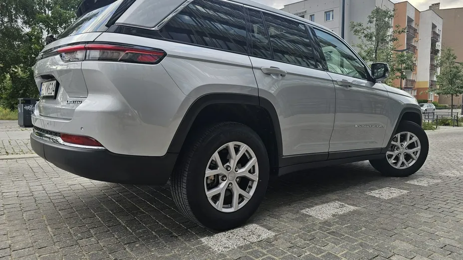 JEEP Grand Cherokee -