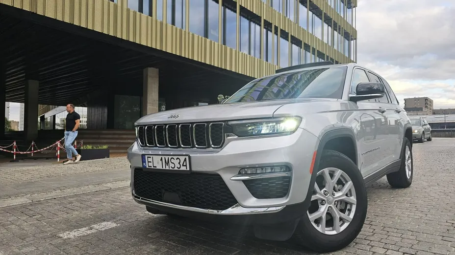 JEEP Grand Cherokee -