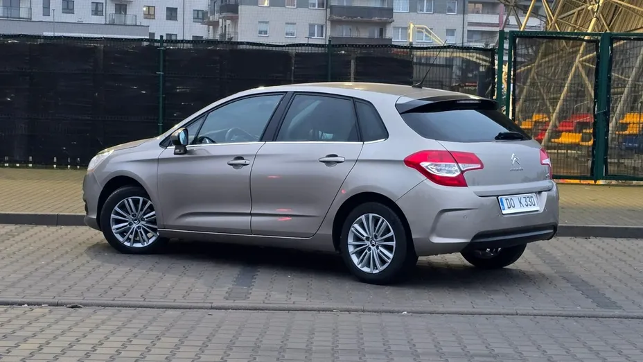 CITROEN C4 -