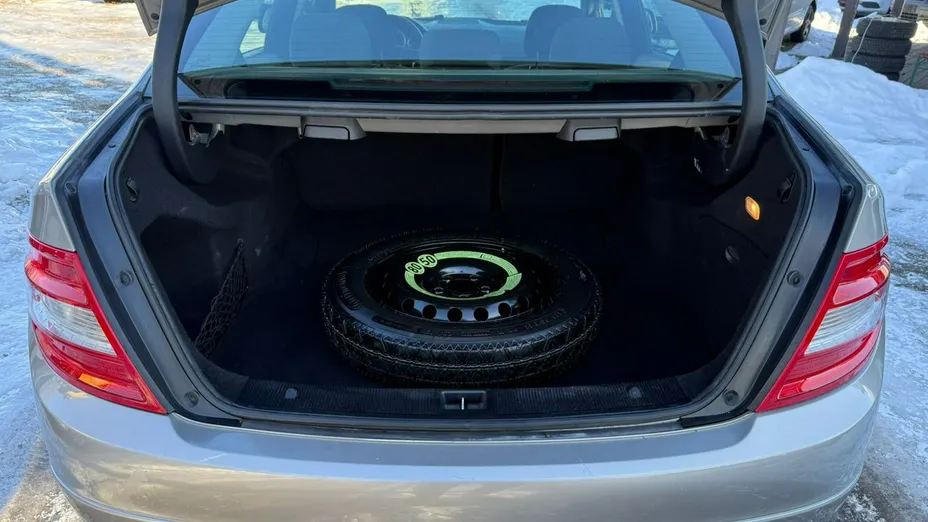 MERCEDES-BENZ C Klasa -