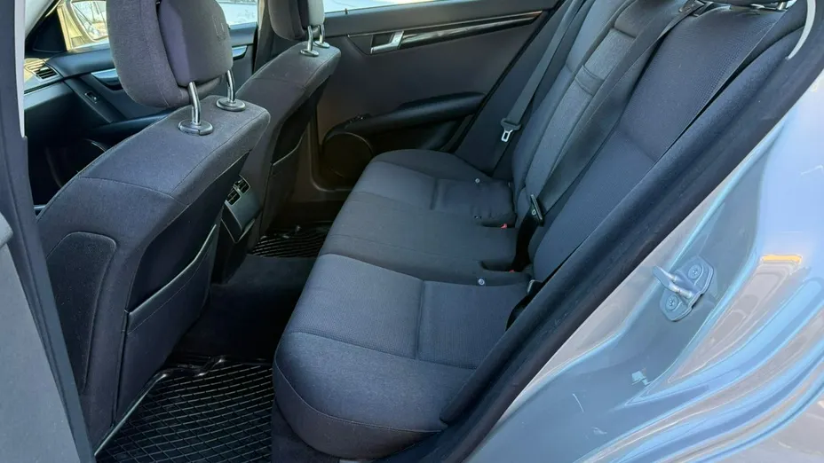 MERCEDES-BENZ C Klasa -
