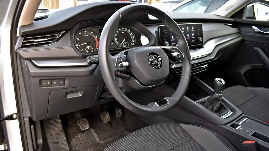 SKODA Octavia -